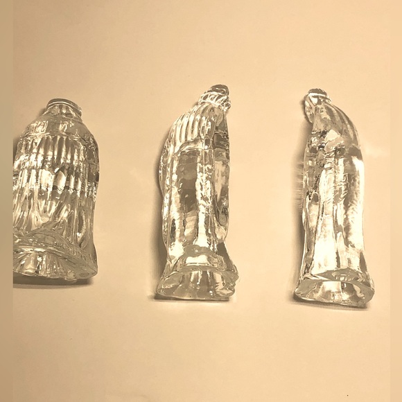 Crystal Nativity Set - Picture 13 of 15